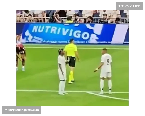 维尼修斯被换下时公开抗议,折射皇马更衣室信任危机 维尼修斯被换下时公开抗议,折射皇马更衣室信任危机